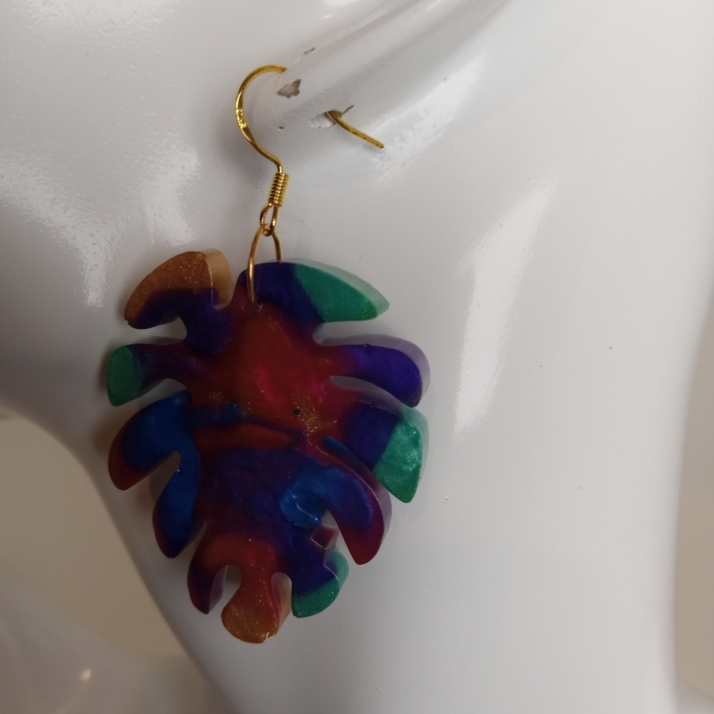 Colorful Leaf-Shaped Earrings - Picture 2 of 7